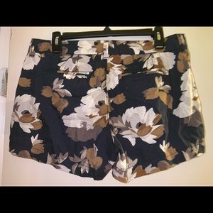 Old Navy Shorts - Old Navy Cotton Printed Shorts Size 6 Old Navy Shorts - Old Navy Cotton Printed Shorts Size 6